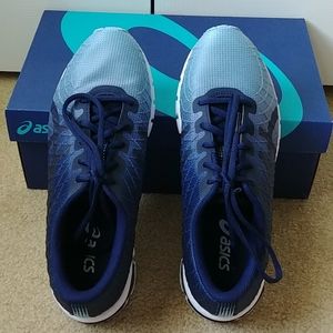 Women's Asics Running Shoe